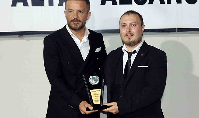 Altay'da Özgür'e büyük gurur