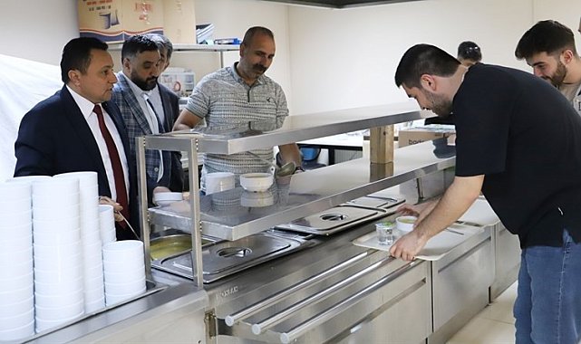 Amasya Üniversitesi'nden sınavlara hazırlanan öğrencilere çorba ikramı