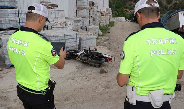 Amasya'da motosiklet fayans dolu palete çarptı: 2 yaralı