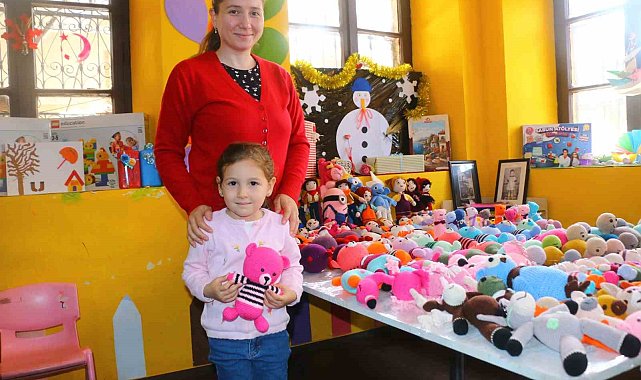 Antalya Büyükşehir'in örgü bebekleri dünya pazarında