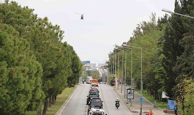 Antalya'da helikopter destekli polis korteji