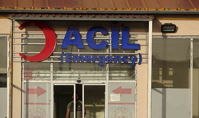 Ardahan'da lise öğrencileri gıda zehirlenmesi nedeniyle hastanelik oldu: Valilikten açıklama geldi