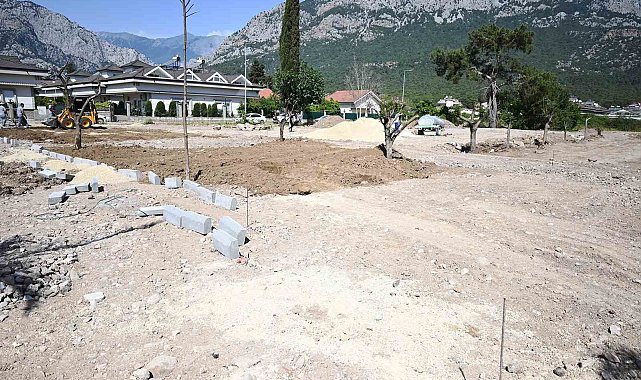 Arslanbucak Mahallesi'nde yeni park yapımına başladı