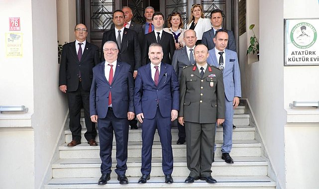 Atatürk'ün Edremit'e gelişinin 90. yıldönümü kutlandı