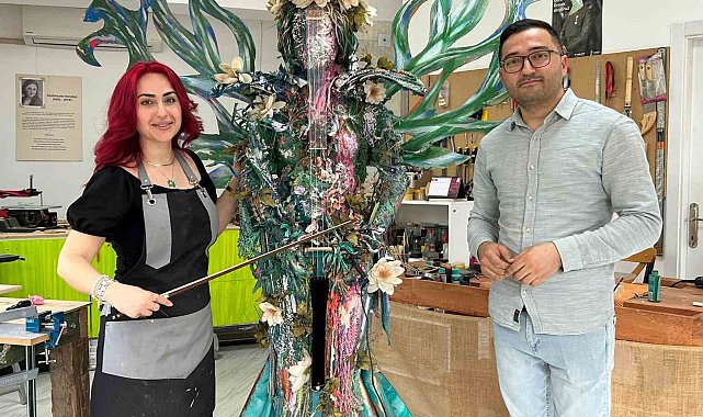 Atık malzemelerden 'çello'