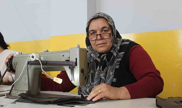 Ayakkabıcılık kursu depremzede kadınlara umut oluyor