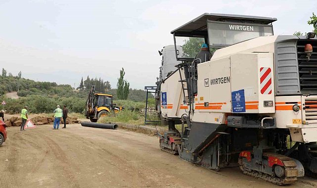 Aydın Büyükşehir Belediyesi'nden Karacasu'da yol yapım çalışması