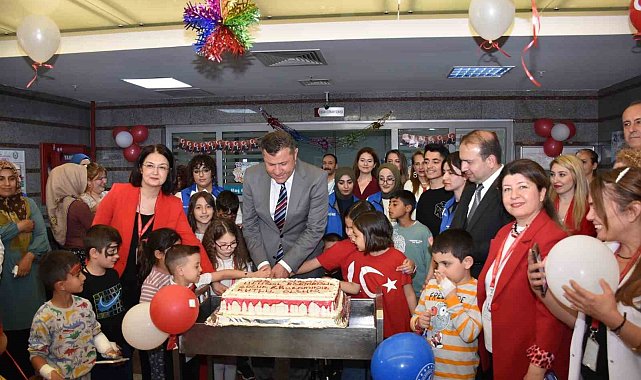 Aydın Kadın Doğum ve Çocuk Hastanesi'nde 23 Nisan kutlaması