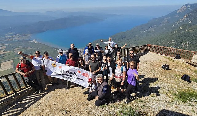 Aydınlı dağcılar, Sakartepe zirvesine çıktı