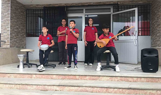 Aydınlı öğrenciler 'Yedi Bölge Yeni Name Projesiyle' 23 Nisan'ı kutlandı