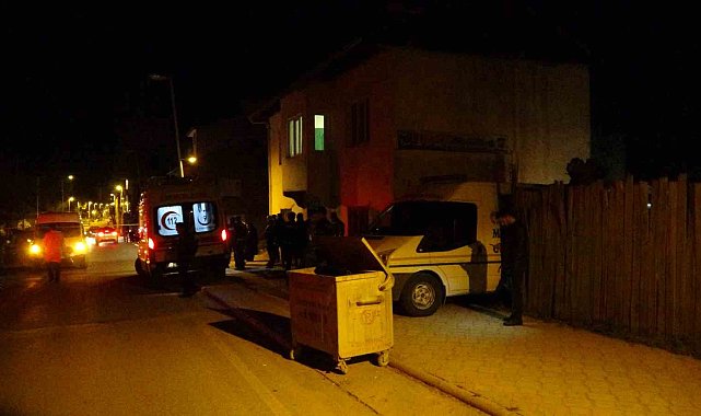 Babasının gözleri önünde tüfekle kendisini vurdu