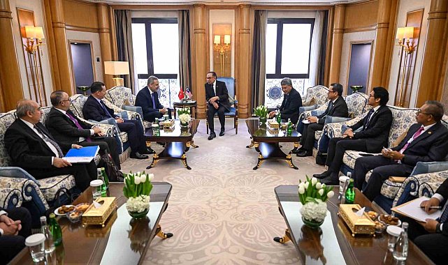 Bakan Fidan, Malezya Başbakanı İbrahim ile görüştü