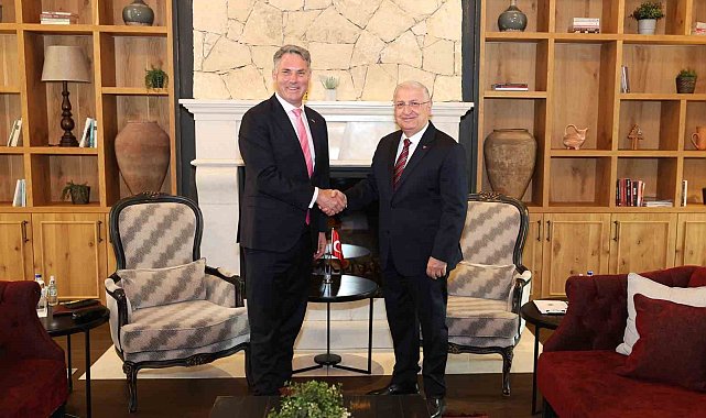 Bakan Güler, Avustralya Başbakan Yardımcısı ve Savunma Bakanı Marles ile görüştü