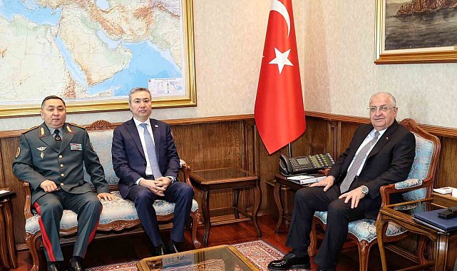 Bakan Güler, Kazakistan'ın Ankara Büyükelçisi Yerkebulan Sapiyev'i kabul etti