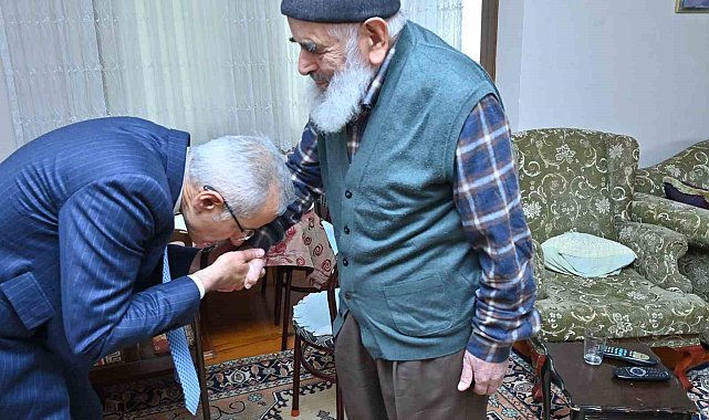 Bakan Uraloğlu, bayramlaşma programları için memleketi Trabzon'da