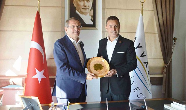 Balıkesir Büyükşehi Belediye Başkanı Akın, "Kaybedecek bir dakikamız bile yok"