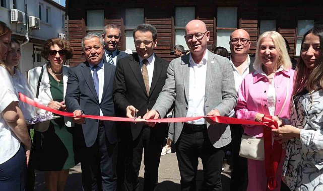 Balıkesir'de Dünya Sanat Günü sergiyle kutlandı