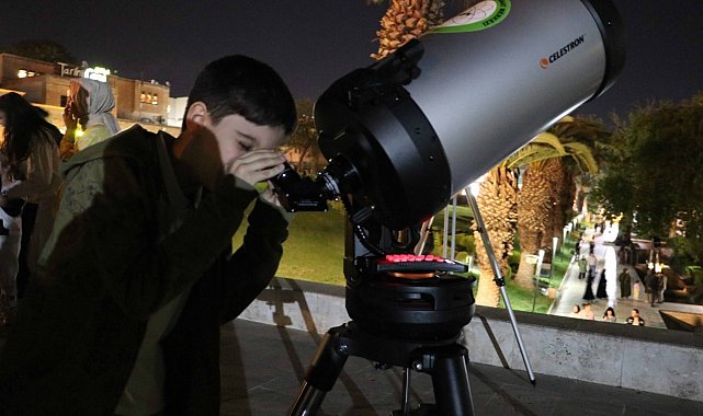 Balıklıgöl'de teleskoplarla çocuklara gökyüzü izletildi