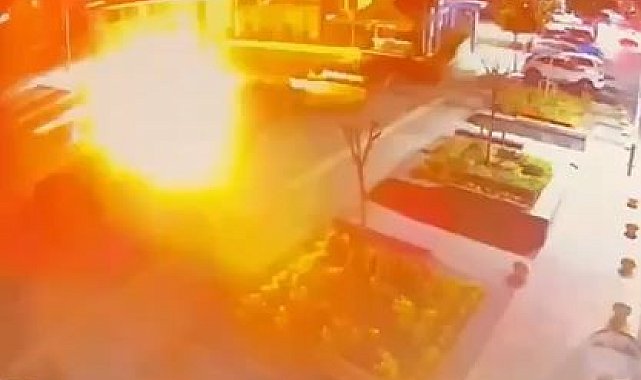 Başakşehir'de el bombalı saldırı anı kamerada