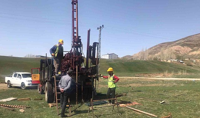 Başkale'de jeolojik-jeoteknik etüt çalışmaları başladı