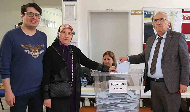 Başkan Arslan, rekor oyla 3. kez göreve geldi