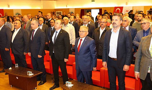 Başkan Büyükkılıç'tan çiftçiye 18 milyon TL'lik 300 ton nohut tohumu desteği