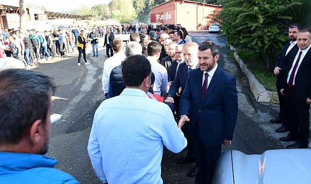 Başkan Çetinkaya, personellerle bayramlaştı
