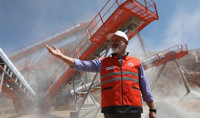 Başkan Çolakbayrakdar: "Kendi öz kaynaklarımızla tarihi bir dönem yaşayacağız"