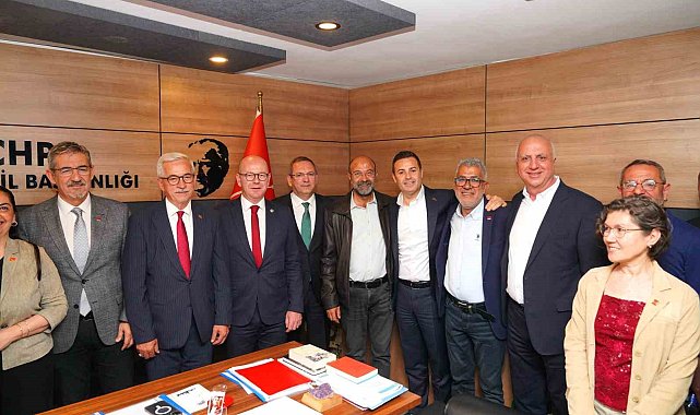 Başkan Ergin CHP Balıkesir İl Başkanlığı bayramlaşmasına katıldı