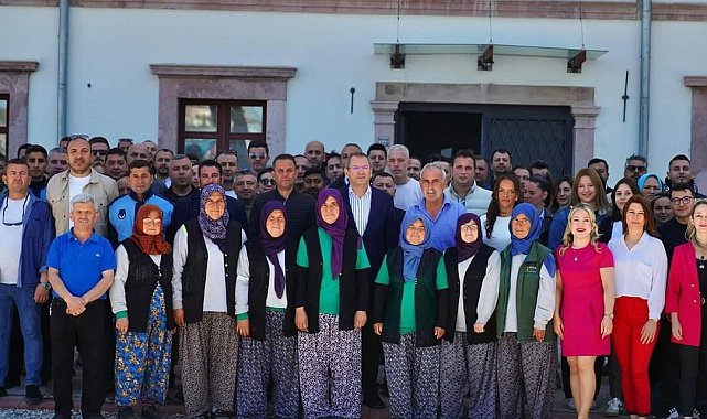 Başkan Ergin'den belediye personeliyle ikinci dönemin ilk bayramlaşması