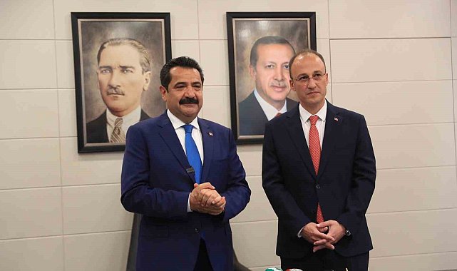 Başkan Ertemur görevini devir aldı