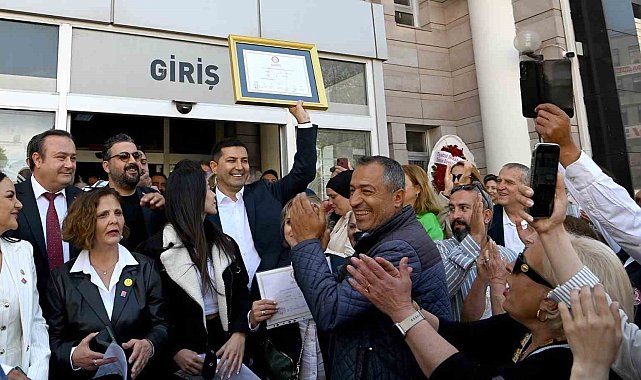 Başkan Günel, mazbatasını aldı