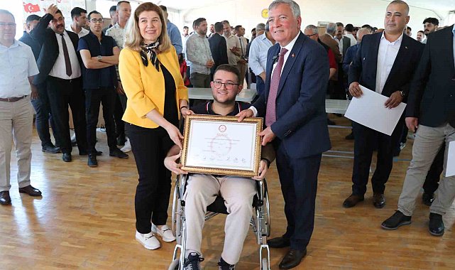 Başkan Kepenek; "Kazanmayı alışkanlık haline getirdik"