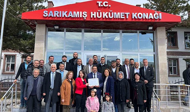 Başkan Kılıç mazbatasını aldı