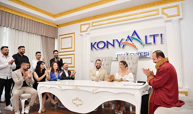 Başkan Kotan ilk nikâhını kıydı