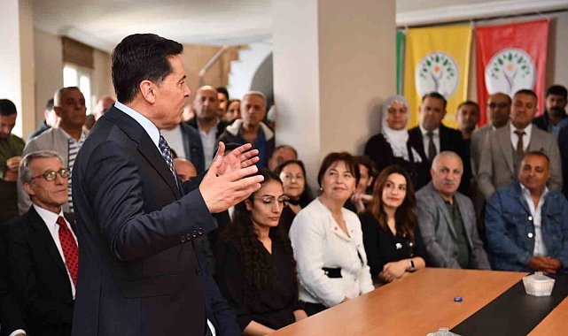 Başkan Özer, ilçedeki siyasi partilerle bayramlaştı