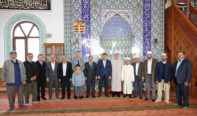 Başkan Tombaş vatandaşlarla bayramlaştı