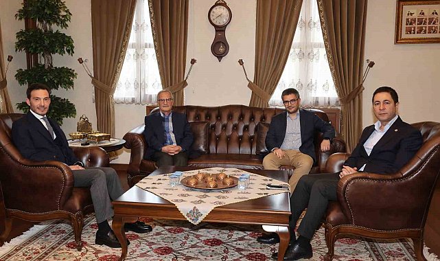 Başkan Yazıcıoğlu'na amcasından ziyaret