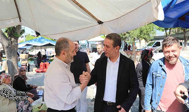 Başkan Yetişkin, bayramı vatandaşlarla iç içe geçirdi