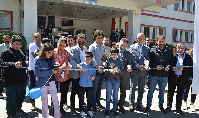 Batman Üniversitesi'nden 2 Nisan Dünya Otizm farkındalık günü etkinliği