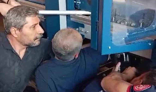 Batman'da kolu paketleme makinesine sıkıştıran 1 işçi saatler sonra kurtarıldı