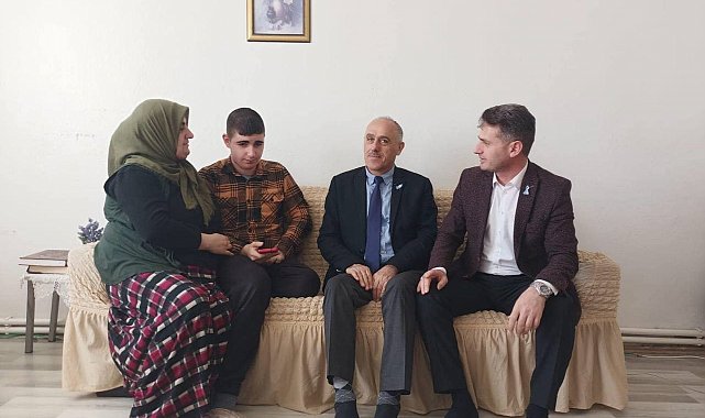 Bayburt'ta Dünya Otizm Farkındalık Günü'ne çeşitli etkinliklerle dikkat çekildi