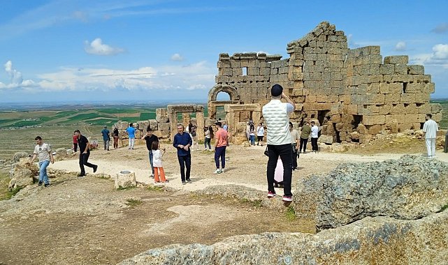 Bayramda Zerzevan Kalesi 22 bin 447 ziyaretçi ağırladı