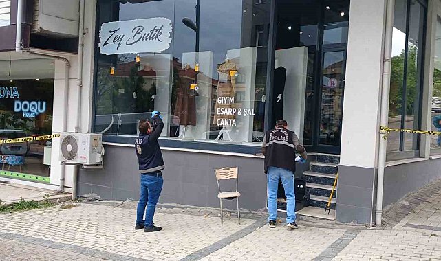 Beylikdüzü'nde giyim mağazasına silahlı saldırı