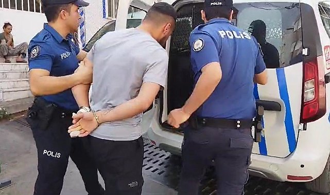 Bıçakla yaralama firarisi, saklandığı evde yakalandı