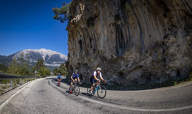 Bisiklet tutkunları Kemer'de buluşacak