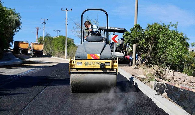 Bodrum Belediyesi yol yapım çalışmalarına devam ediyor
