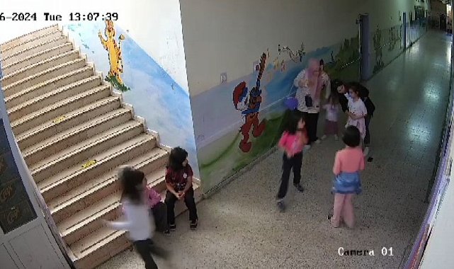 Boğazına şeker kaçan öğrenciyi Heimlich manevrasıyla kurtardı