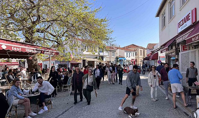 Bozcaada'da bayram rekoru