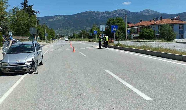 Burdur&#039;da otomobilin çarptığı yaşlı adam hayatını kaybetti